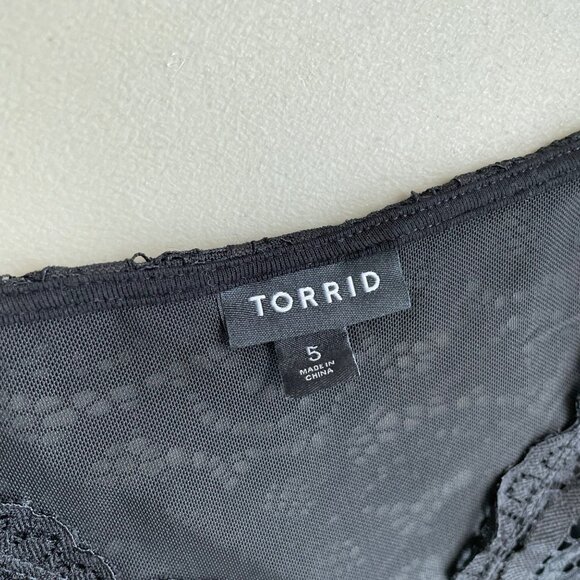 Torrid Bodysuit Size 5X Short Sleeve Lace VNeck Casual Nylon Black Cocktail - Picture 3 of 8